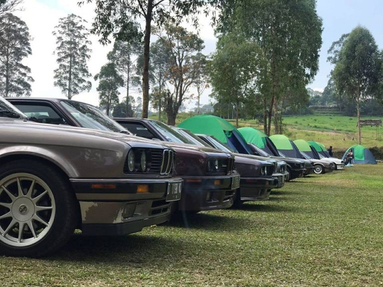 E30 Camp 2017 BMWCCI E30 Register.